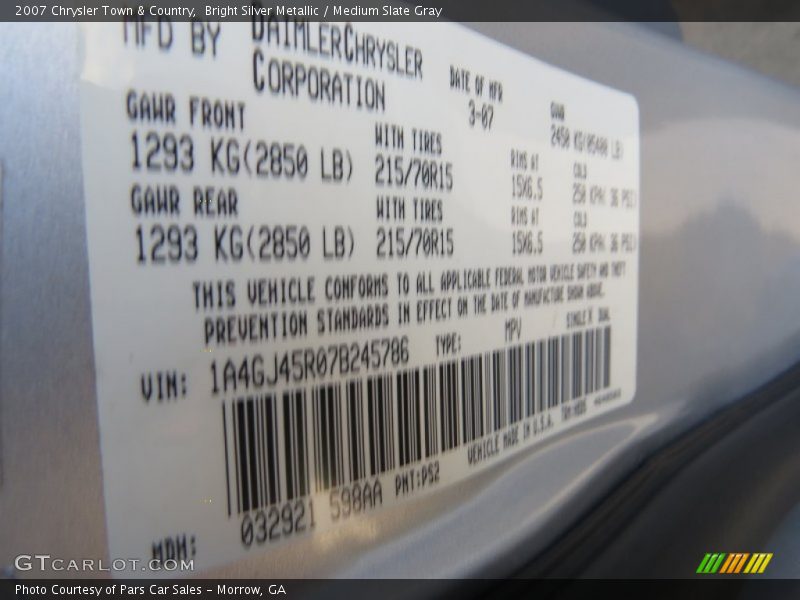 Bright Silver Metallic / Medium Slate Gray 2007 Chrysler Town & Country