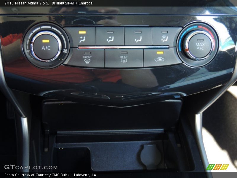 Brilliant Silver / Charcoal 2013 Nissan Altima 2.5 S