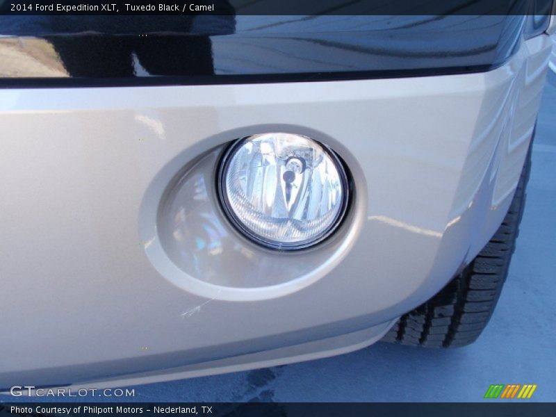 Tuxedo Black / Camel 2014 Ford Expedition XLT