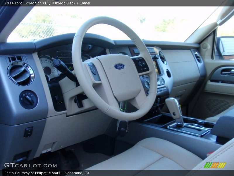 Tuxedo Black / Camel 2014 Ford Expedition XLT