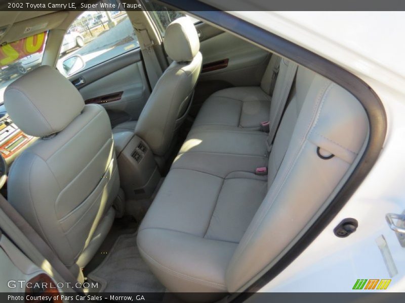 Super White / Taupe 2002 Toyota Camry LE