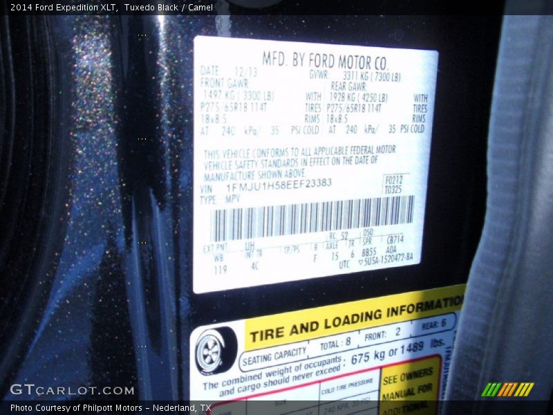 Tuxedo Black / Camel 2014 Ford Expedition XLT