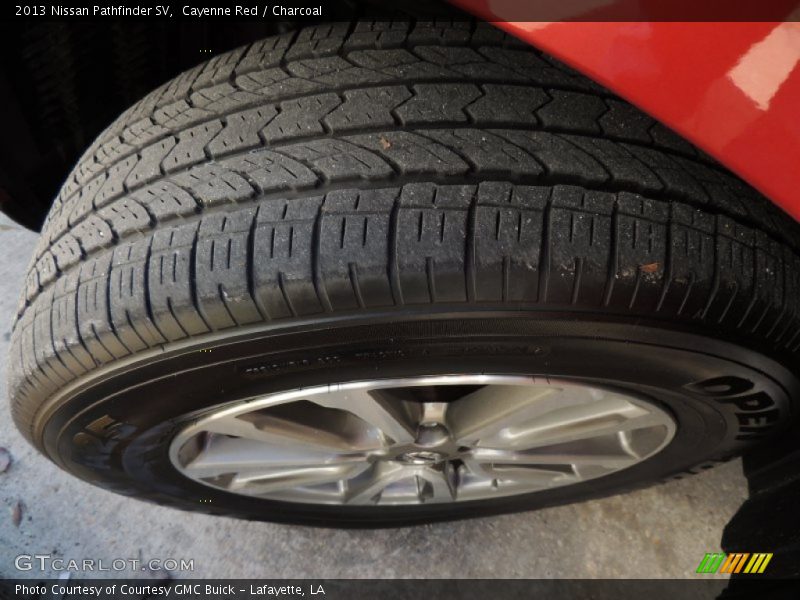 Cayenne Red / Charcoal 2013 Nissan Pathfinder SV