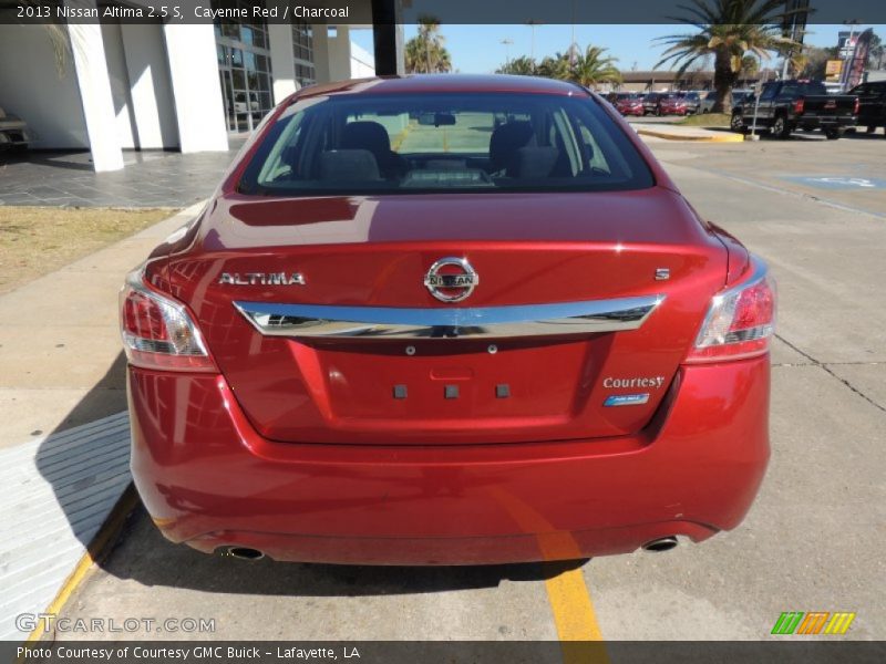 Cayenne Red / Charcoal 2013 Nissan Altima 2.5 S