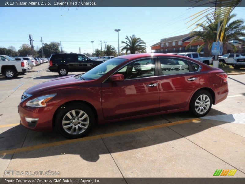Cayenne Red / Charcoal 2013 Nissan Altima 2.5 S
