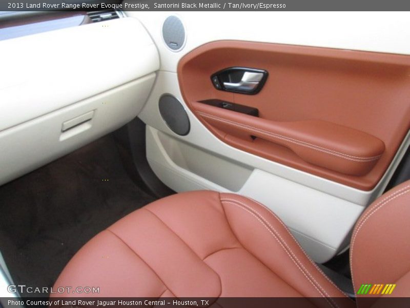 Front Seat of 2013 Range Rover Evoque Prestige