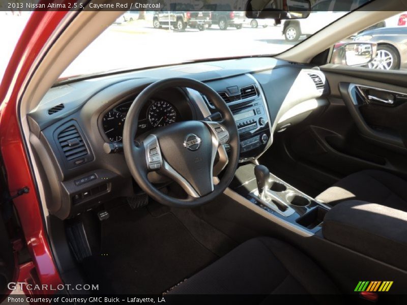 Cayenne Red / Charcoal 2013 Nissan Altima 2.5 S