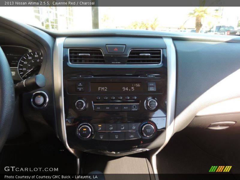 Cayenne Red / Charcoal 2013 Nissan Altima 2.5 S