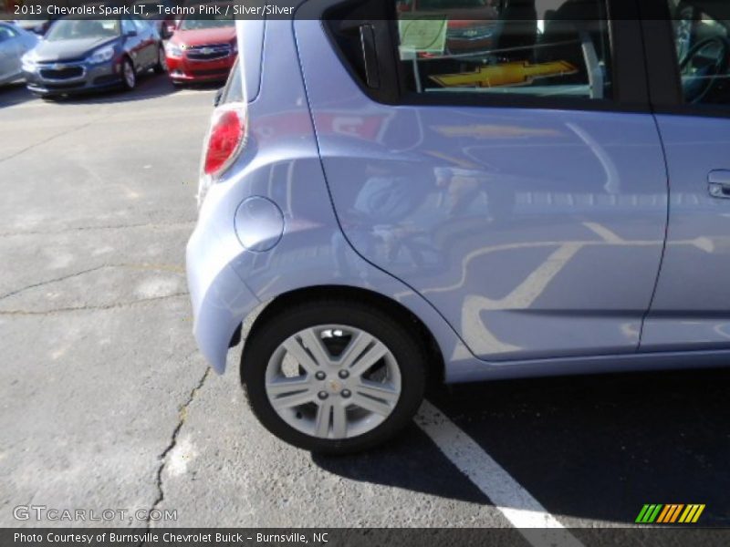 Techno Pink / Silver/Silver 2013 Chevrolet Spark LT