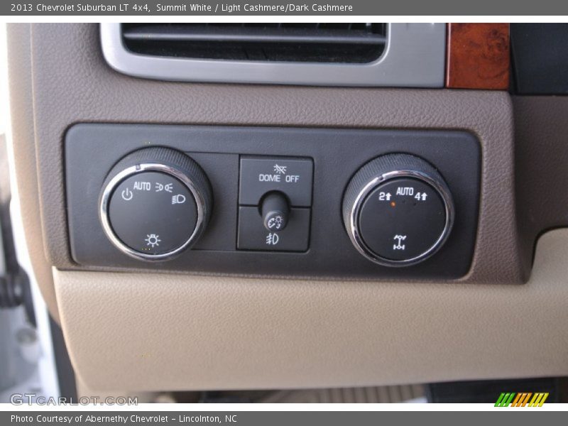 Summit White / Light Cashmere/Dark Cashmere 2013 Chevrolet Suburban LT 4x4