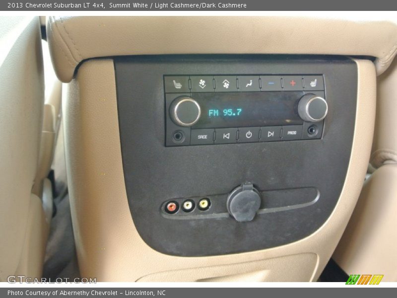 Summit White / Light Cashmere/Dark Cashmere 2013 Chevrolet Suburban LT 4x4