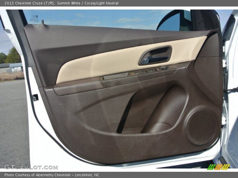Summit White / Cocoa/Light Neutral 2013 Chevrolet Cruze LT/RS
