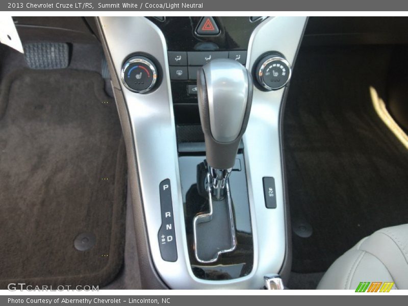 Summit White / Cocoa/Light Neutral 2013 Chevrolet Cruze LT/RS