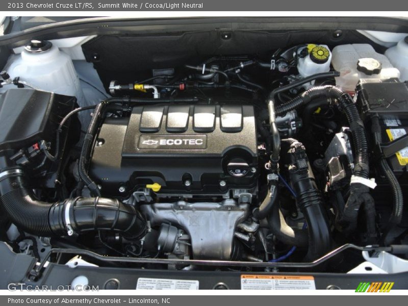 Summit White / Cocoa/Light Neutral 2013 Chevrolet Cruze LT/RS