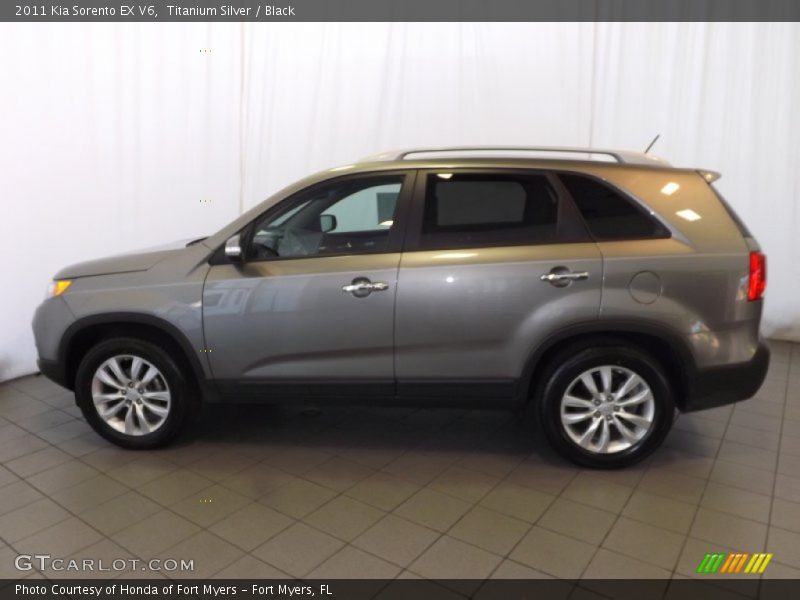 Titanium Silver / Black 2011 Kia Sorento EX V6