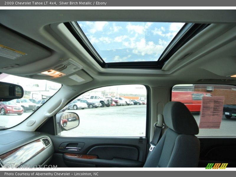 Silver Birch Metallic / Ebony 2009 Chevrolet Tahoe LT 4x4