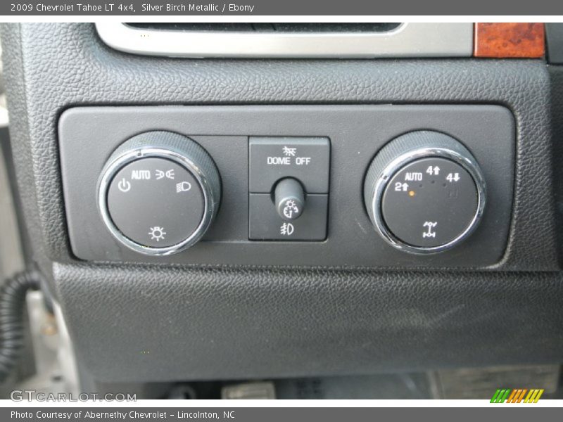 Silver Birch Metallic / Ebony 2009 Chevrolet Tahoe LT 4x4