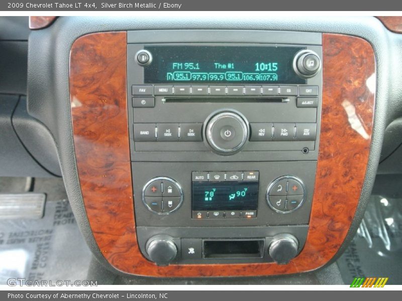 Silver Birch Metallic / Ebony 2009 Chevrolet Tahoe LT 4x4