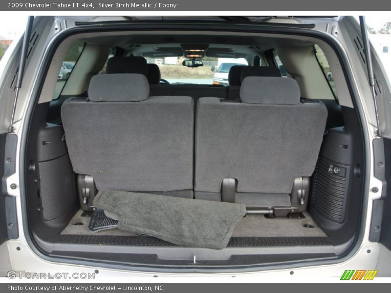 Silver Birch Metallic / Ebony 2009 Chevrolet Tahoe LT 4x4