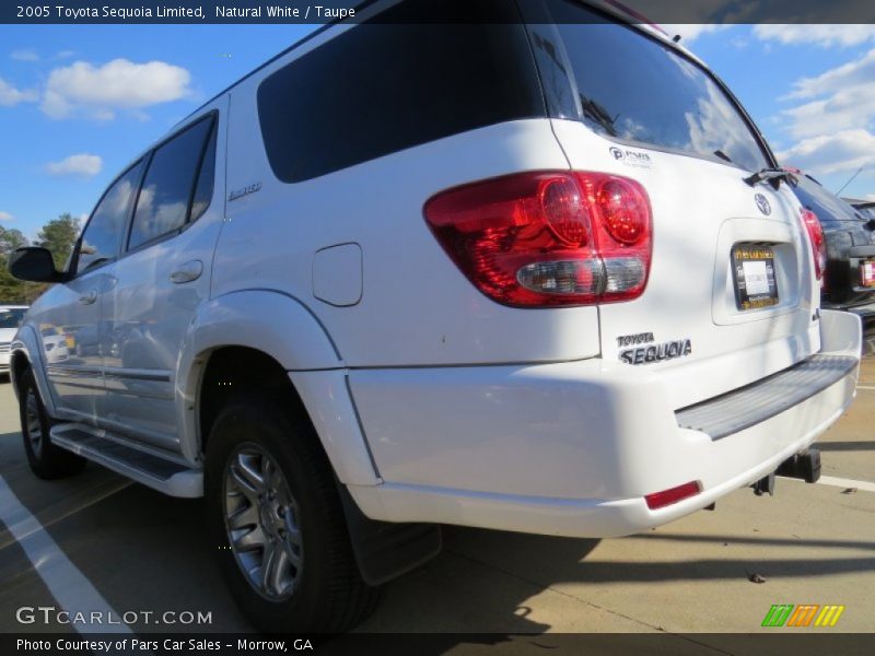 Natural White / Taupe 2005 Toyota Sequoia Limited