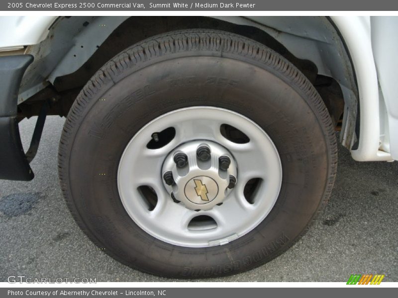 Summit White / Medium Dark Pewter 2005 Chevrolet Express 2500 Commercial Van