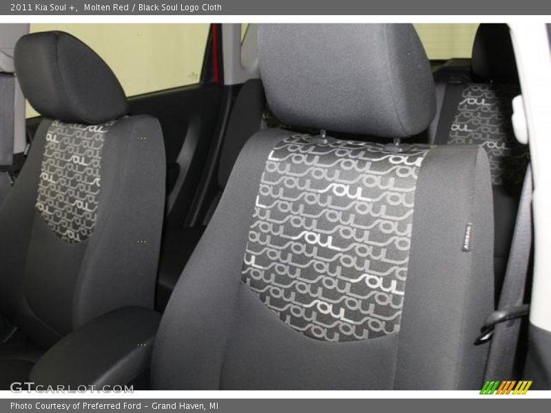 Molten Red / Black Soul Logo Cloth 2011 Kia Soul +