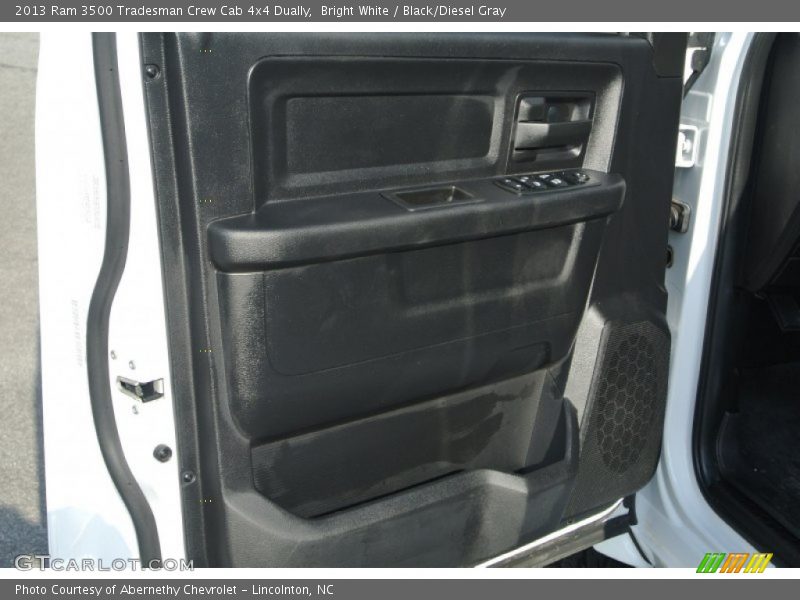 Bright White / Black/Diesel Gray 2013 Ram 3500 Tradesman Crew Cab 4x4 Dually