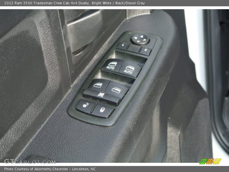Bright White / Black/Diesel Gray 2013 Ram 3500 Tradesman Crew Cab 4x4 Dually