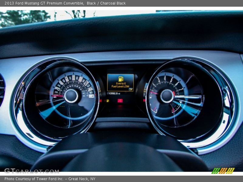 2013 Mustang GT Premium Convertible GT Premium Convertible Gauges