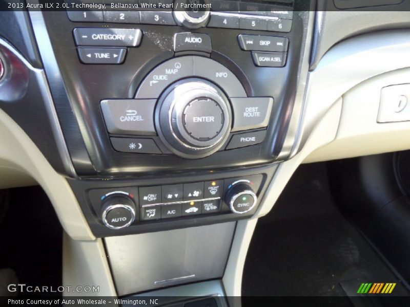Bellanova White Pearl / Parchment 2013 Acura ILX 2.0L Technology