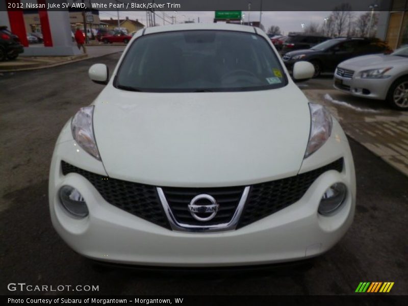 White Pearl / Black/Silver Trim 2012 Nissan Juke SV AWD