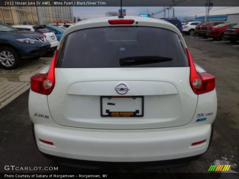 White Pearl / Black/Silver Trim 2012 Nissan Juke SV AWD
