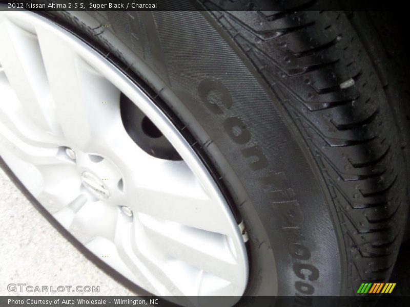 Super Black / Charcoal 2012 Nissan Altima 2.5 S