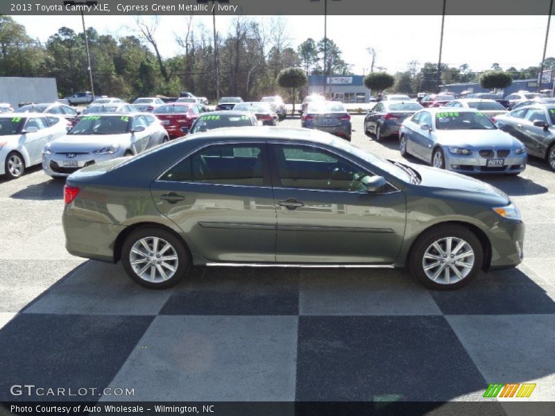 Cypress Green Metallic / Ivory 2013 Toyota Camry XLE