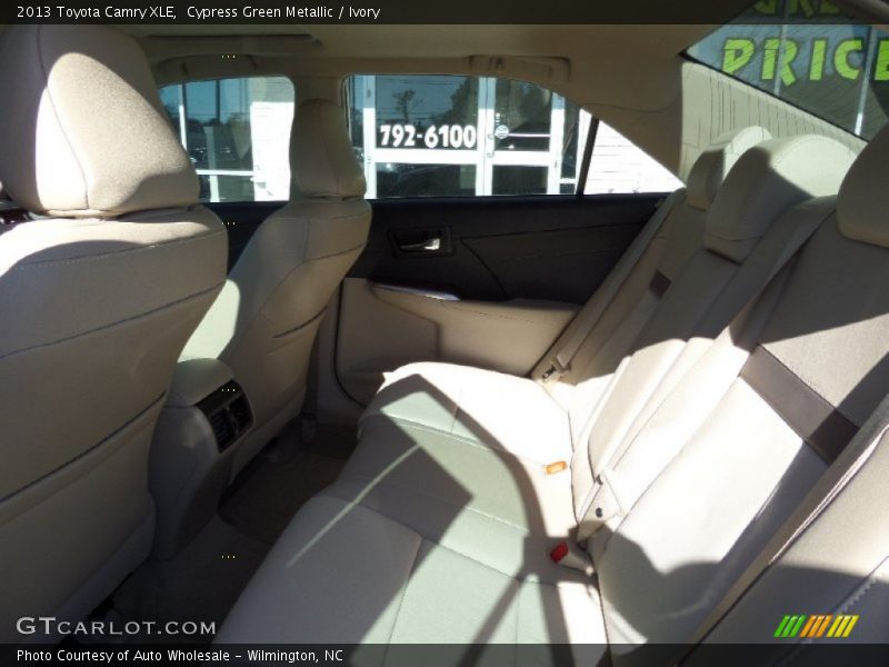 Cypress Green Metallic / Ivory 2013 Toyota Camry XLE