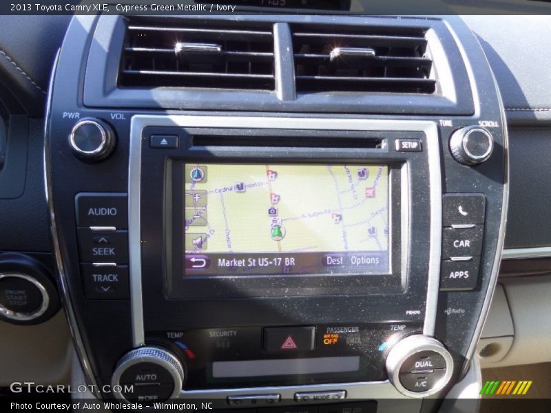 Cypress Green Metallic / Ivory 2013 Toyota Camry XLE