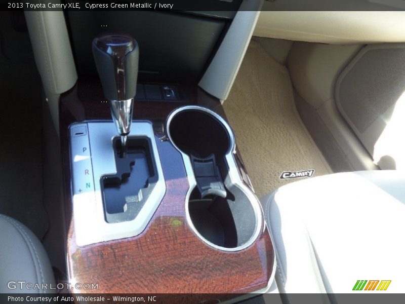 Cypress Green Metallic / Ivory 2013 Toyota Camry XLE