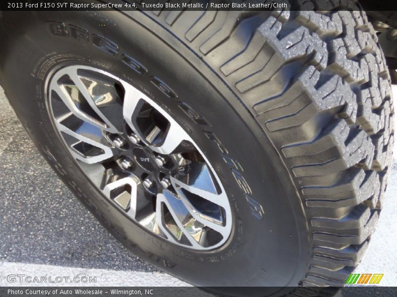 Tuxedo Black Metallic / Raptor Black Leather/Cloth 2013 Ford F150 SVT Raptor SuperCrew 4x4