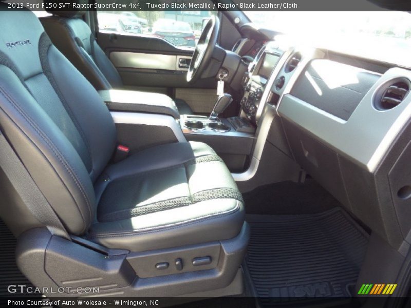 Tuxedo Black Metallic / Raptor Black Leather/Cloth 2013 Ford F150 SVT Raptor SuperCrew 4x4