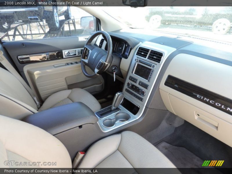White Chocolate Tri Coat / Light Camel 2008 Lincoln MKX
