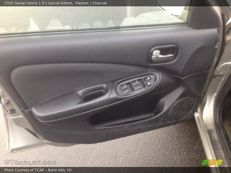 Radium / Charcoal 2005 Nissan Sentra 1.8 S Special Edition