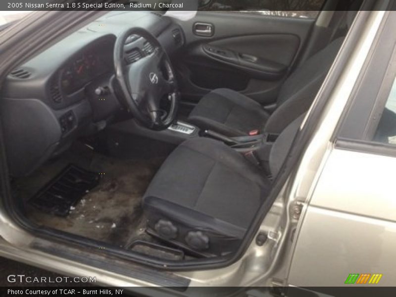 Radium / Charcoal 2005 Nissan Sentra 1.8 S Special Edition