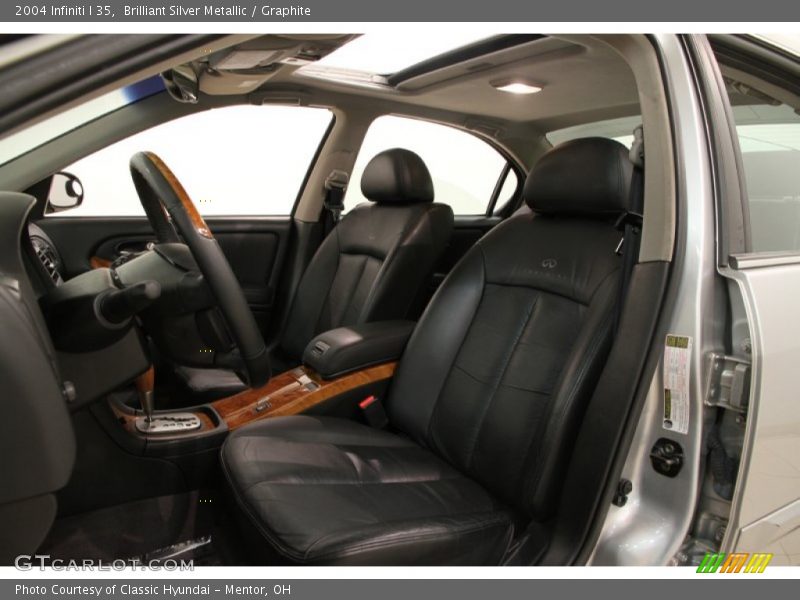  2004 I 35 Graphite Interior