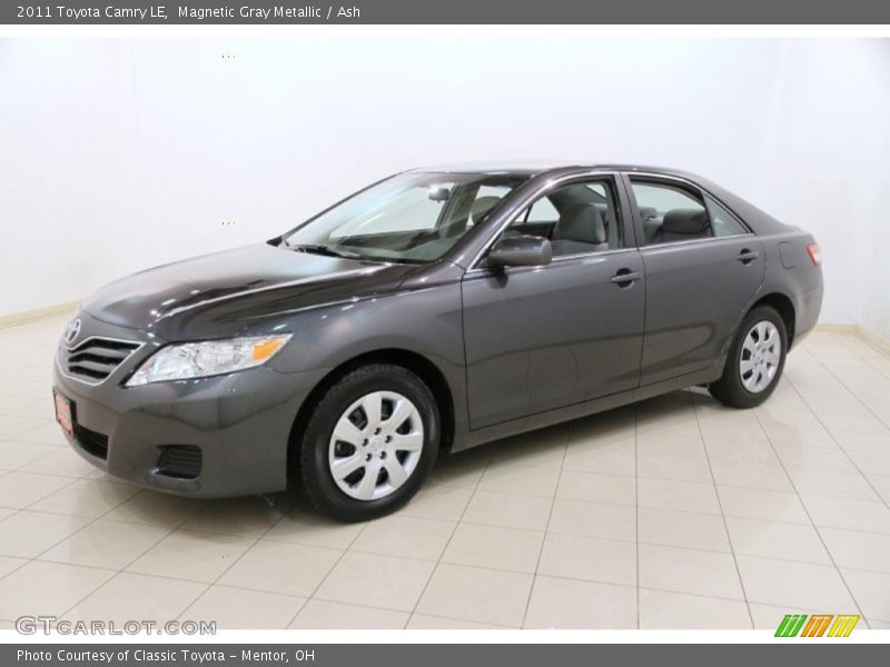 Magnetic Gray Metallic / Ash 2011 Toyota Camry LE