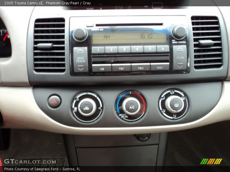 Phantom Gray Pearl / Gray 2005 Toyota Camry LE