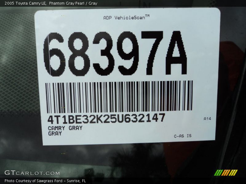Phantom Gray Pearl / Gray 2005 Toyota Camry LE