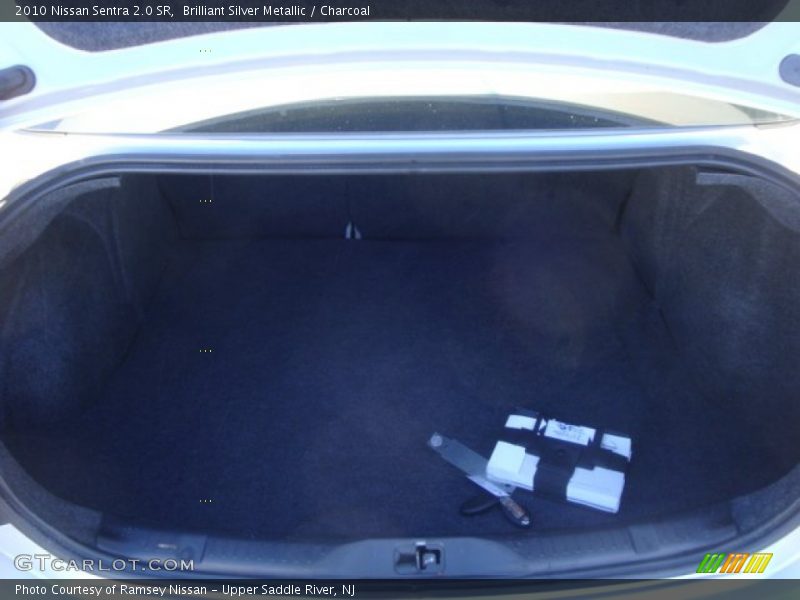 Brilliant Silver Metallic / Charcoal 2010 Nissan Sentra 2.0 SR