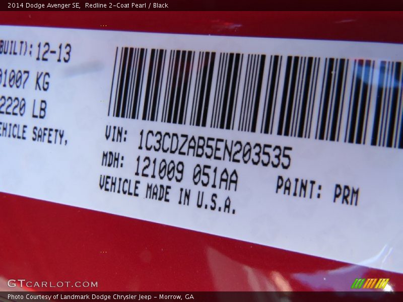 Redline 2-Coat Pearl / Black 2014 Dodge Avenger SE