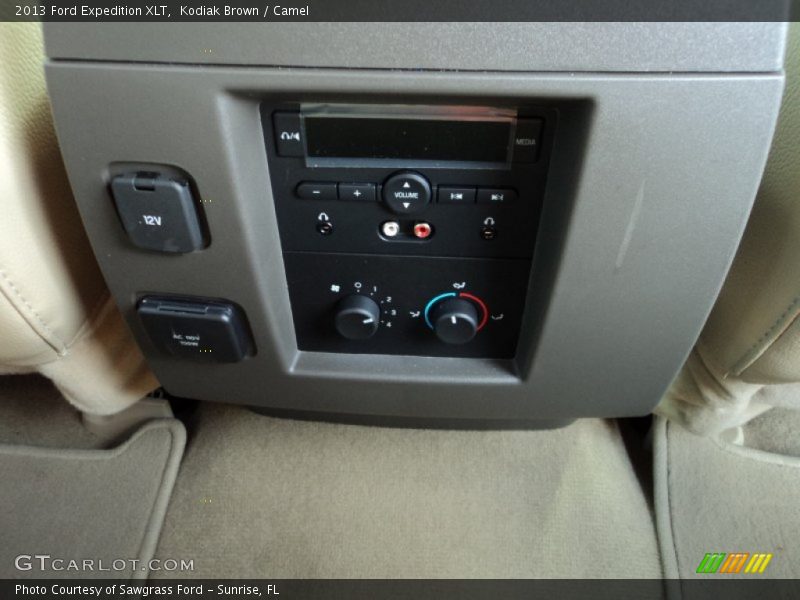 Kodiak Brown / Camel 2013 Ford Expedition XLT