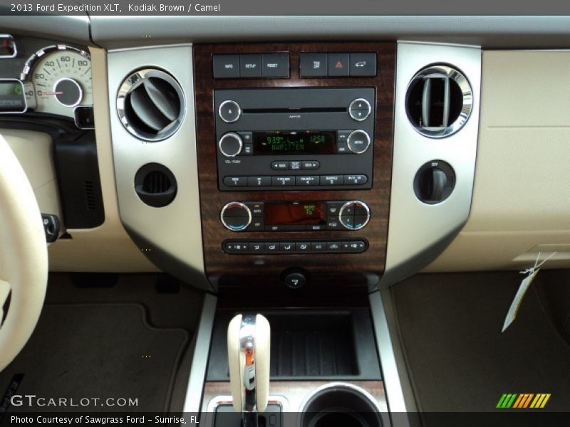 Kodiak Brown / Camel 2013 Ford Expedition XLT